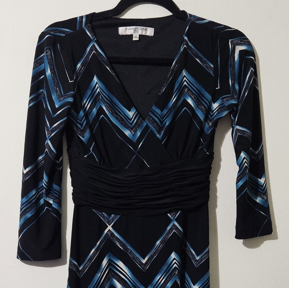 Evan Picone Patterned Dress - Picture 5 of 6